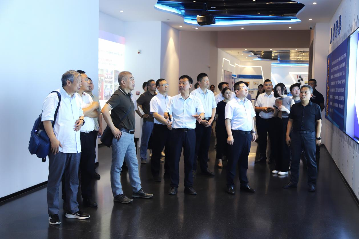 集聚高端智力，赋能产业向“新”——“院士河南行·豫见新质生产力”活动圆满举行